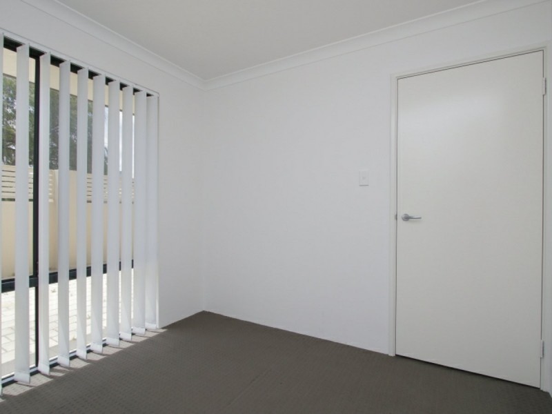 1/197 Kent Street, Rockingham WA 6168