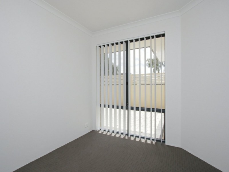 1/197 Kent Street, Rockingham WA 6168