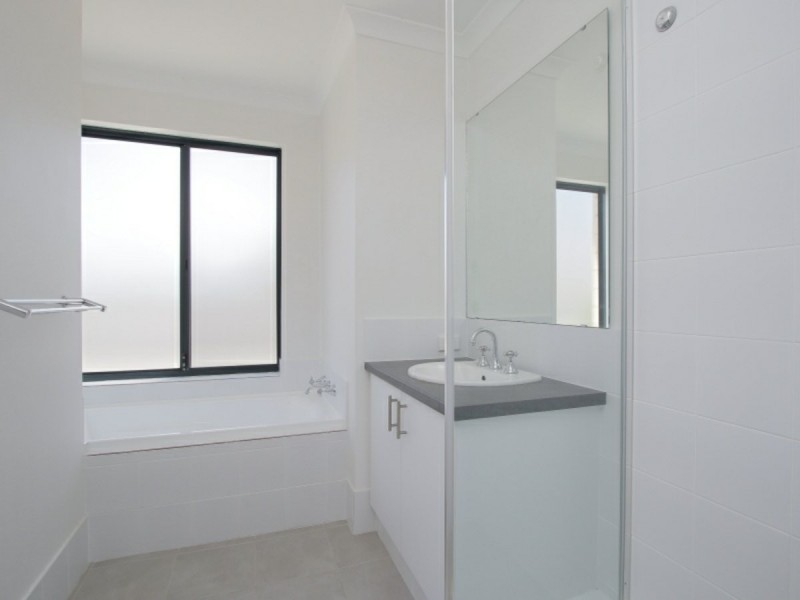 1/197 Kent Street, Rockingham WA 6168