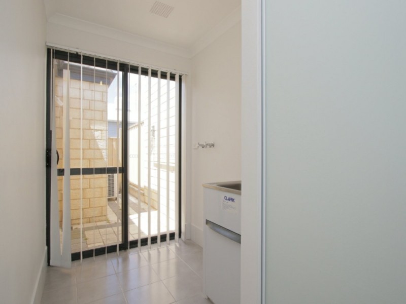 1/197 Kent Street, Rockingham WA 6168