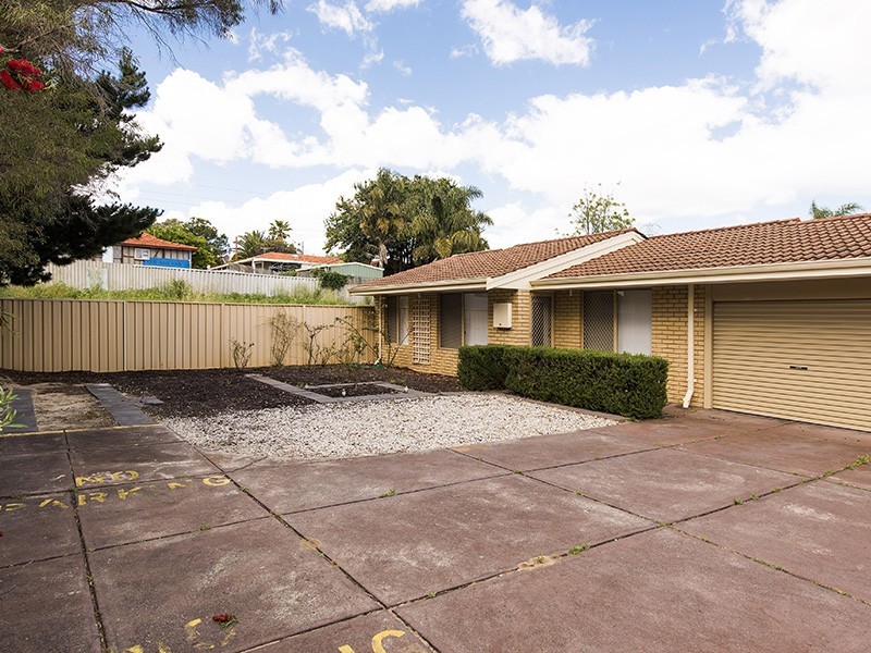 26B Gregory Way, Coolbellup WA 6163
