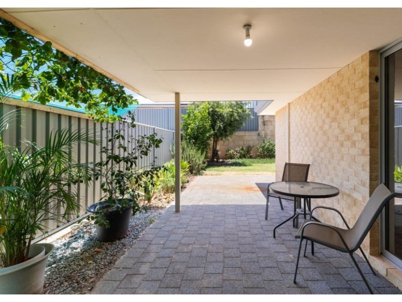 15 Pennine Way, Wellard WA 6170