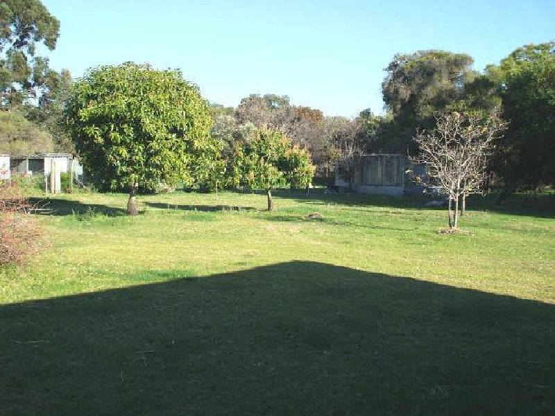 1 Melaleuca Court, Canning Vale WA 6155