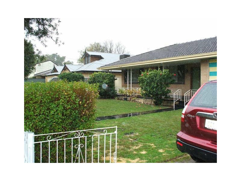 39 Rangeview Road, High Wycombe WA 6057