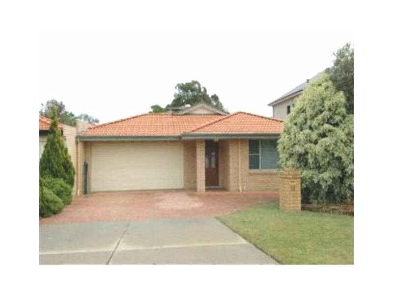 11 Cowan Street, Alfred Cove WA 6154