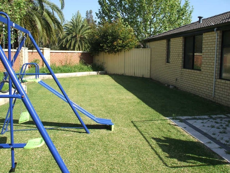 1 Figtree street, Canning Vale WA 6155