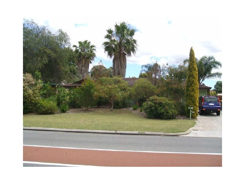 28 Meadowbrook Way, Parkwood WA 6147