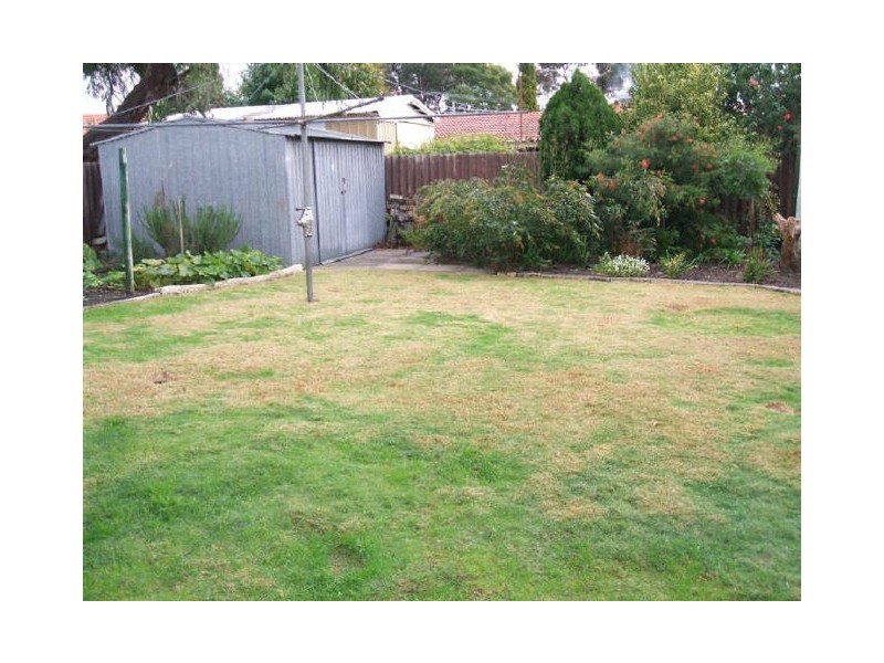 28 Meadowbrook Way, Parkwood WA 6147