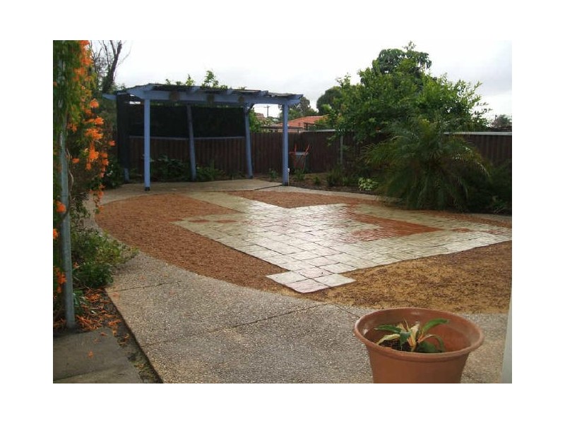 28 Meadowbrook Way, Parkwood WA 6147