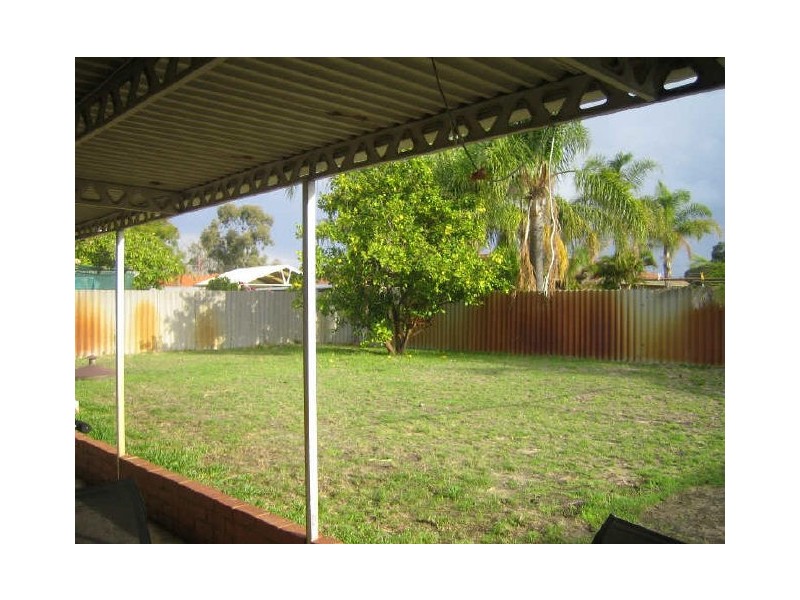 30a Brampton Way, Lynwood WA 6147