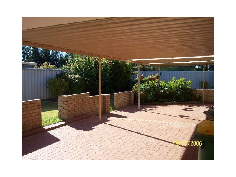 13 Young Lane, Parkwood WA 6147