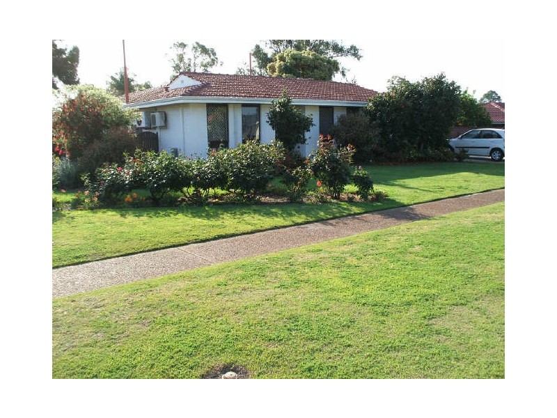 5 Tudor Avenue, Shelley WA 6148