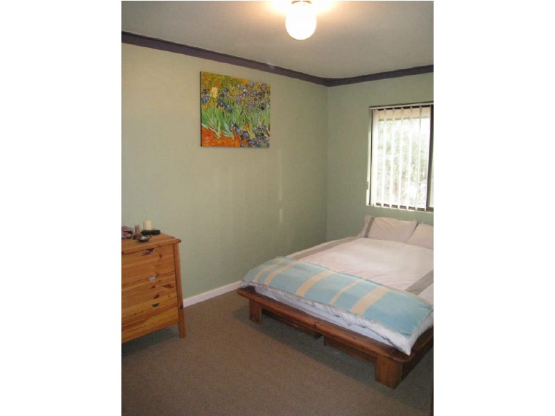 8/67 Lester Drive, Thornlie WA 6108