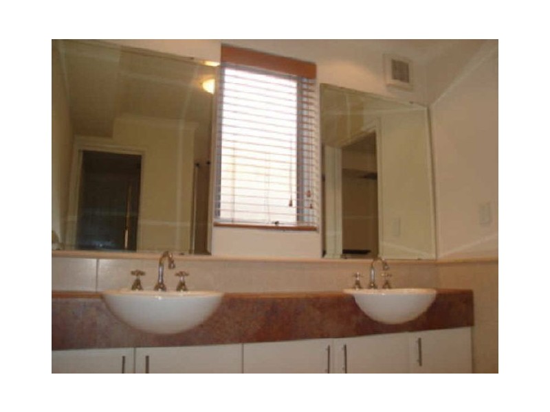 7 St. Albans Promenade, Canning Vale WA 6155