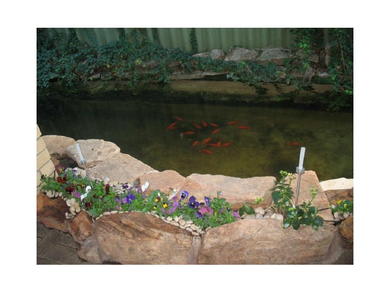 63 Glyndebourne Avenue, Thornlie WA 6108