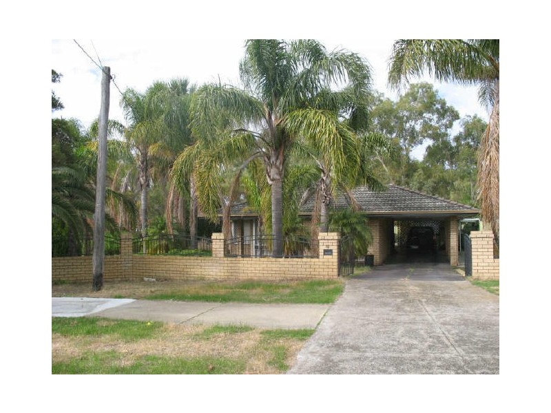 63 Glyndebourne Avenue, Thornlie WA 6108