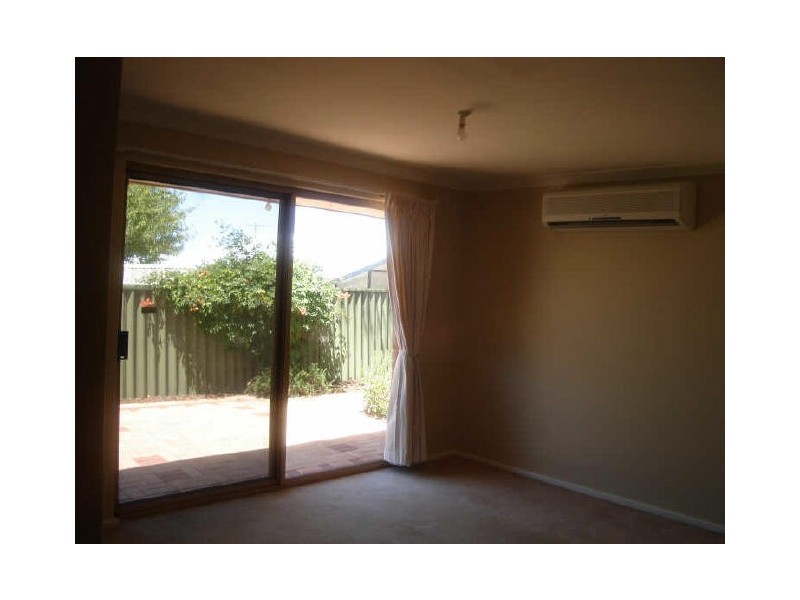 3/64 Sunbury, Victoria Park WA 6100