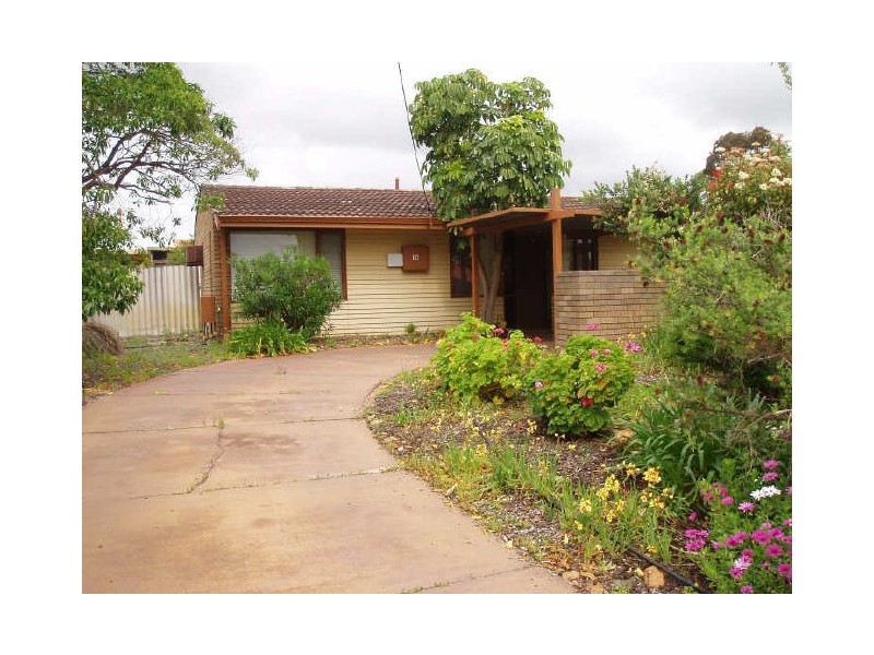 14 Helsall Court, Willetton WA 6155