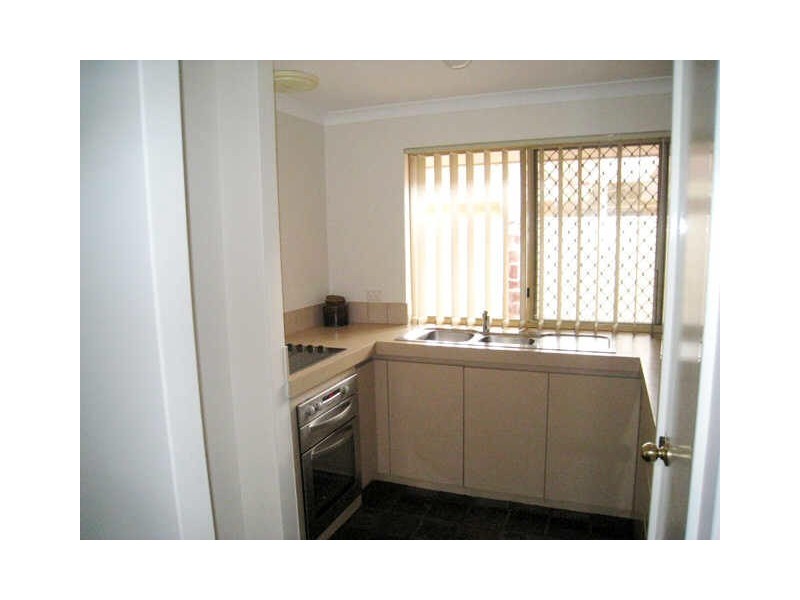 4/41 Eudoria Street, Gosnells WA 6110