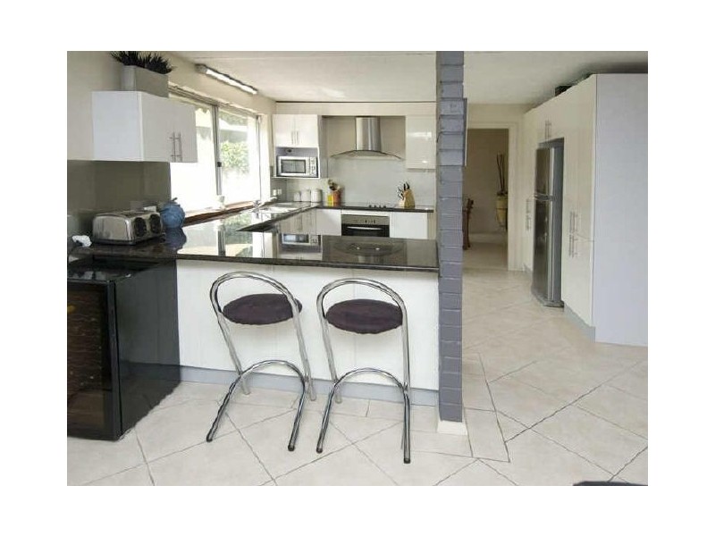 10 Duff Place, Booragoon WA 6154