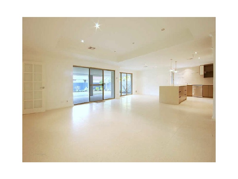 16 Ramsdale Loop, Leeming WA 6149