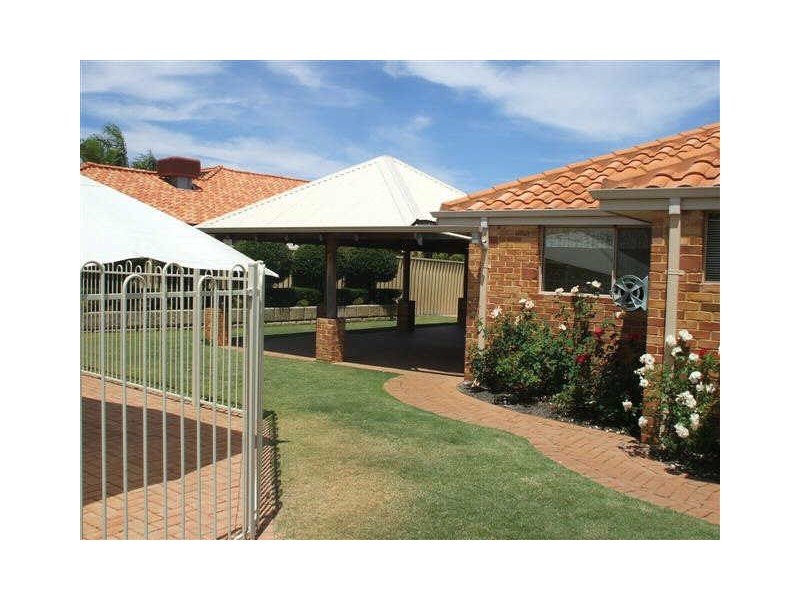 21 Geranium Place, Canning Vale WA 6155