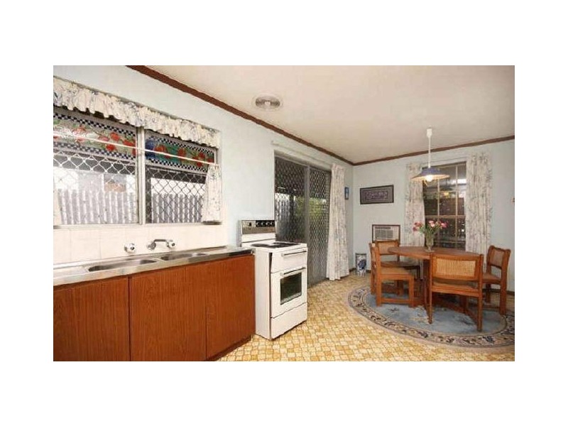 48 Warton Rd, Huntingdale WA 6110