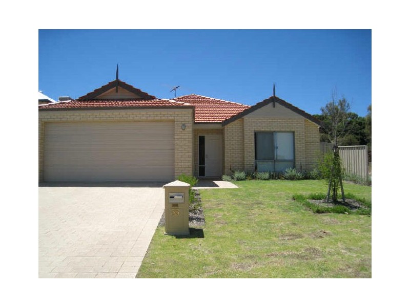 33 Astroloma Drive, Success WA 6164