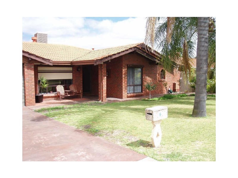 6 Duxbury Place, Willetton WA 6155