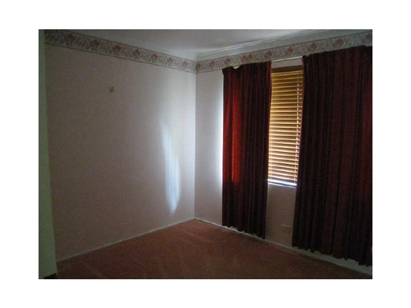 24 Storey Road, Thornlie WA 6108