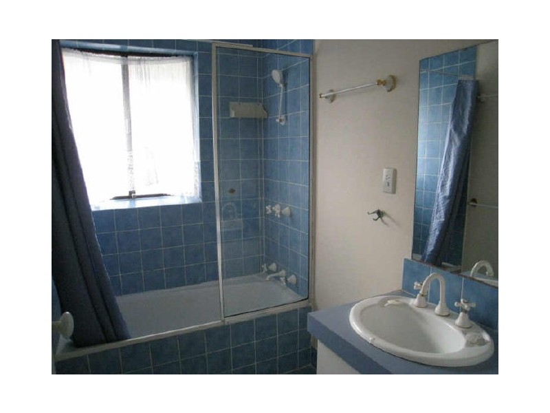 24 Storey Road, Thornlie WA 6108