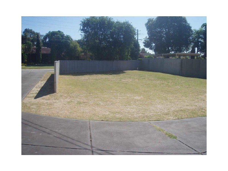 65a Glyndebourne Avenue, Thornlie WA 6108