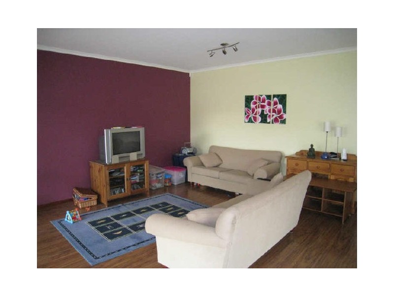 62 Walpole Street, St James WA 6102