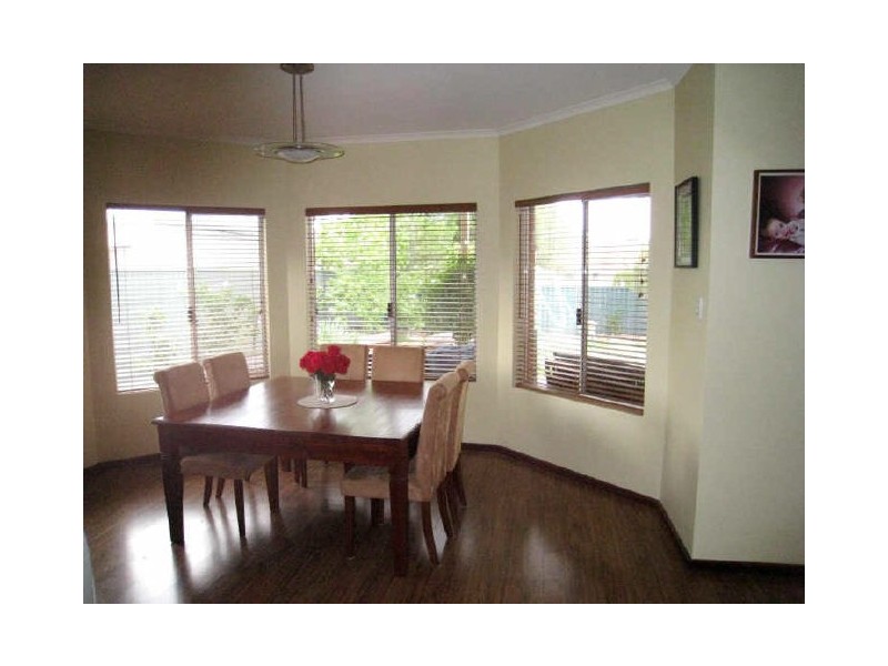 62 Walpole Street, St James WA 6102