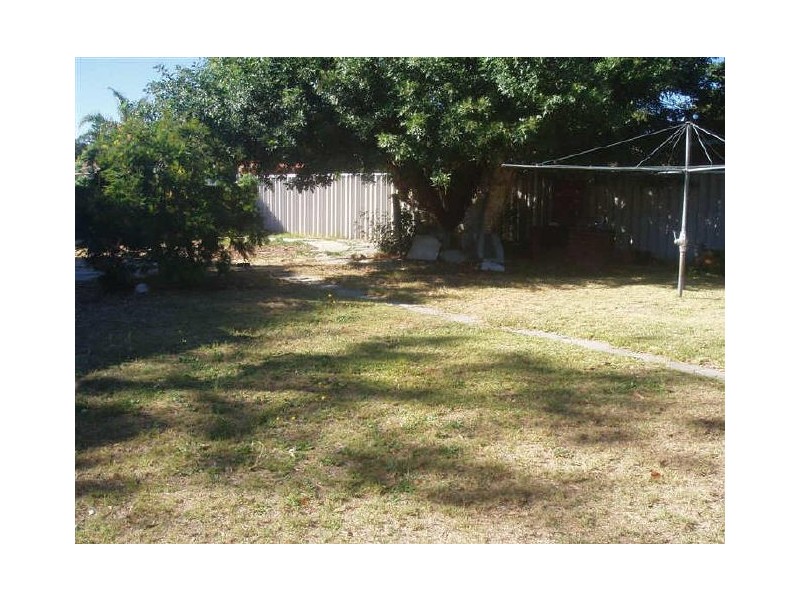 14 Bilich Street, Gosnells WA 6110