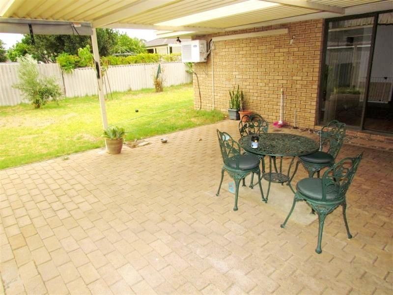 27 Kimberley Way, Parkwood WA 6147