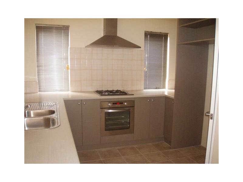 1/50 Claridge Circle, Thornlie WA 6108