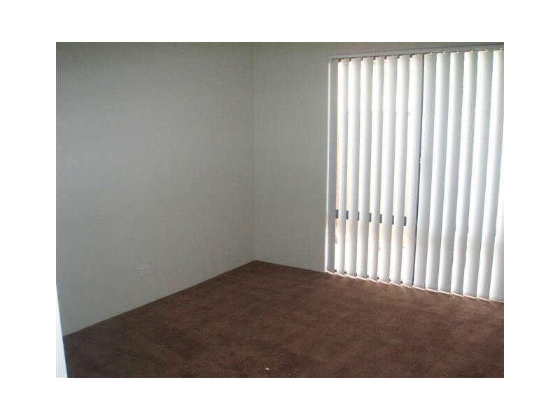 2/50 Claridge Circle, Thornlie WA 6108