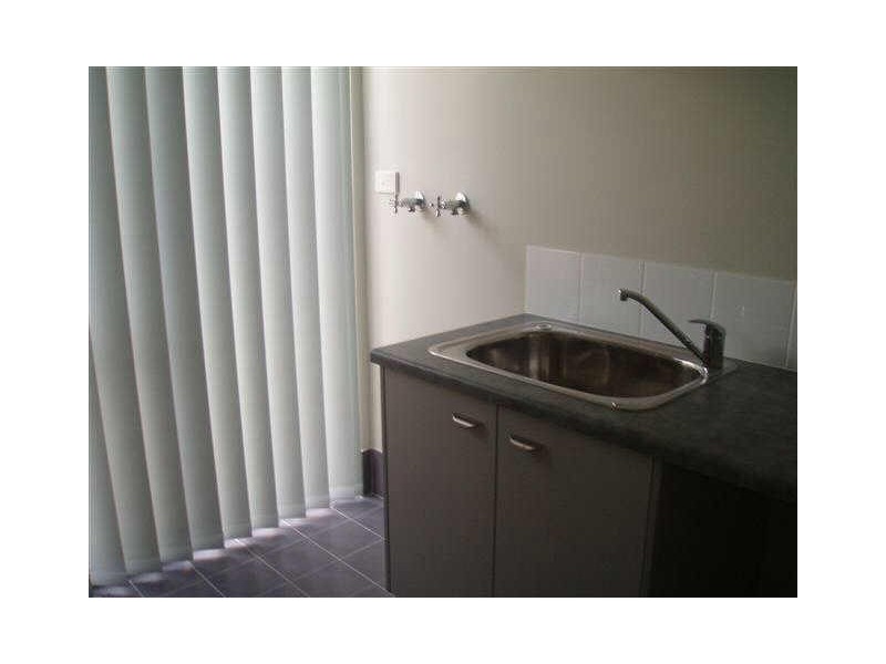 2/50 Claridge Circle, Thornlie WA 6108