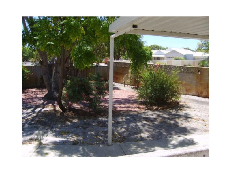 77 Henley Street, Como WA 6152