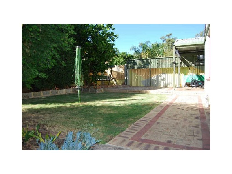 11a Opal Place, Riverton WA 6148