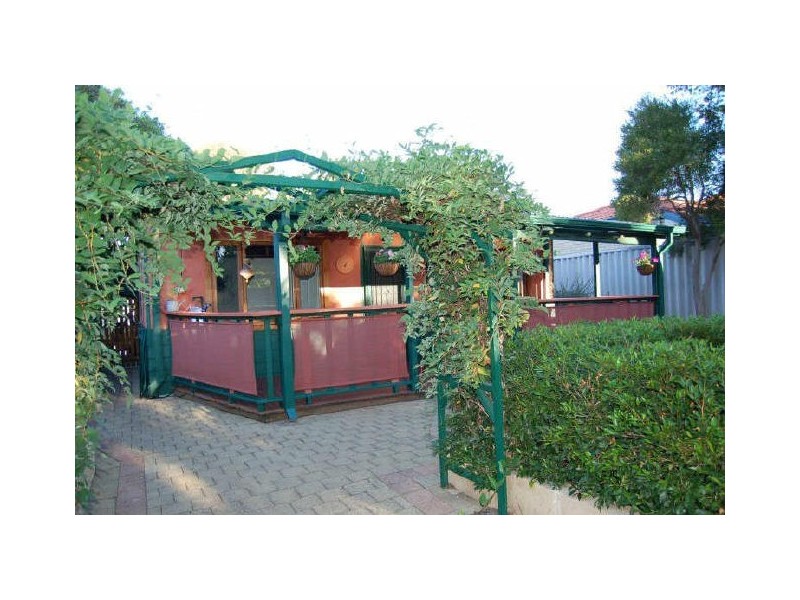49 Coolgardie Street, St James WA 6102