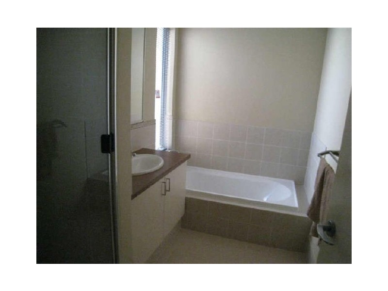 1/27 Wiltshire Avenue, Thornlie WA 6108