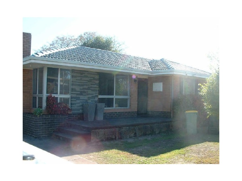 15 Tudor Avenue, Shelley WA 6148
