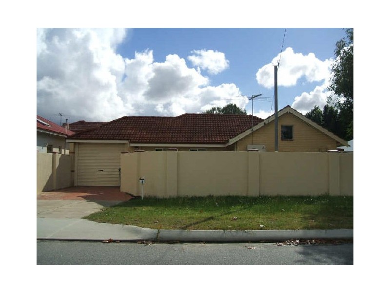 11 India Street, Inglewood WA 6052