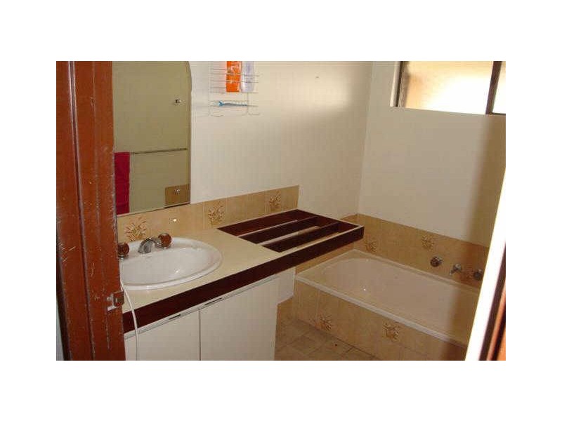 11 Kimberley Way, Parkwood WA 6147