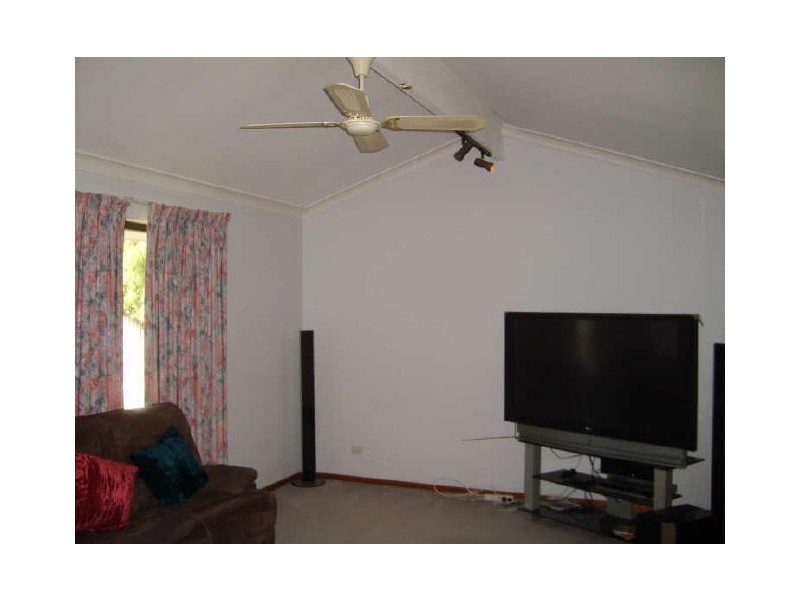 3 Hatcher Way, Parkwood WA 6147