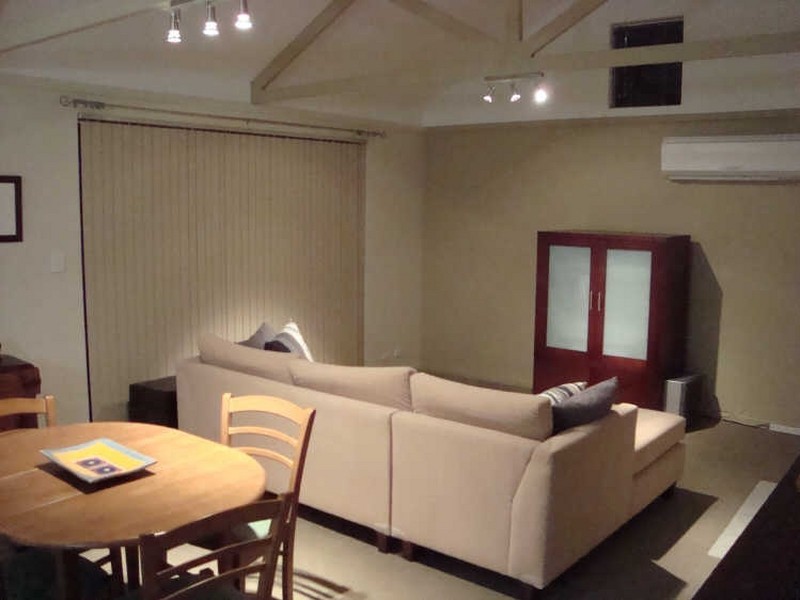 11 India Street, Inglewood WA 6052