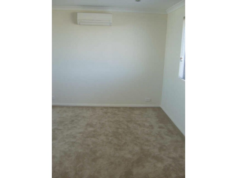 6/18 Deanmore Bend, Hammond Park WA 6164