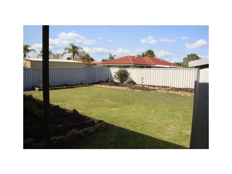 8 Finula Place, Parkwood WA 6147